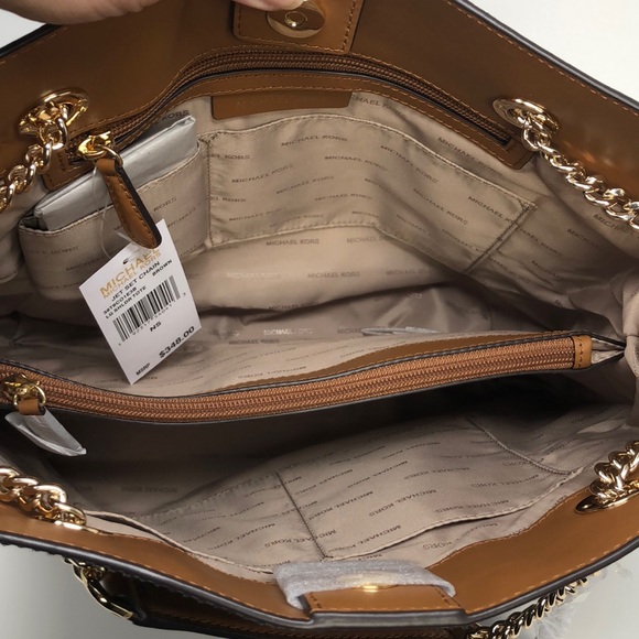 Nwt Michael  Kors Bundle Jet Set chain + wallet - Picture 2 of 6